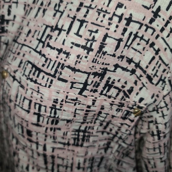 Jones New York Abstract White, Pink & Black Blouse Size Small - Picture 5 of 7